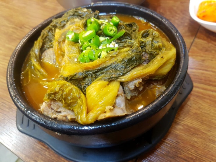  신림 감자탕 맛집 서울뼛국 : 지나가다 배고파서 들른 곳이 신림 찐맛집?!