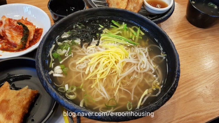  이천잔치국수 멸치국시와돈가스