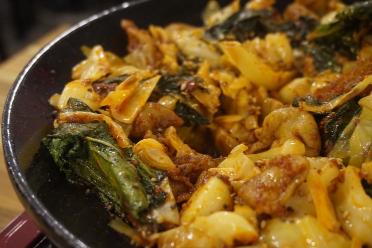  상암동 순대국 [봉길이네순대국] 곱창볶음과 얼큰순대국