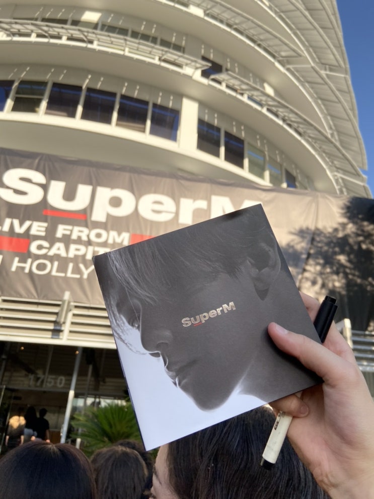  딸내미 Super M 보여주러 헐리우드까지 갔다오기.기다리는 동안 그로브몰에서 영화 주디 보기.