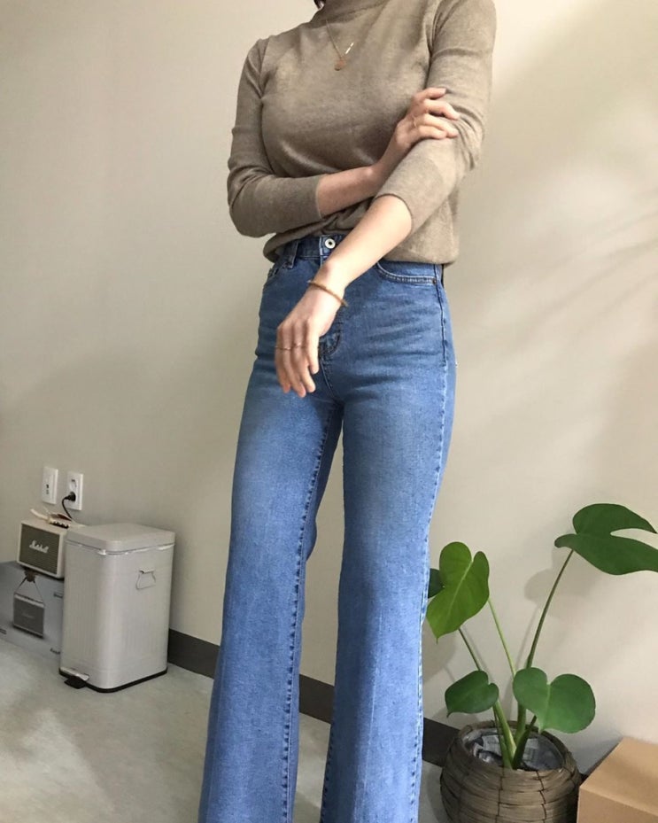  WhaT a mood 여자 부츠컷데님 데일리데님