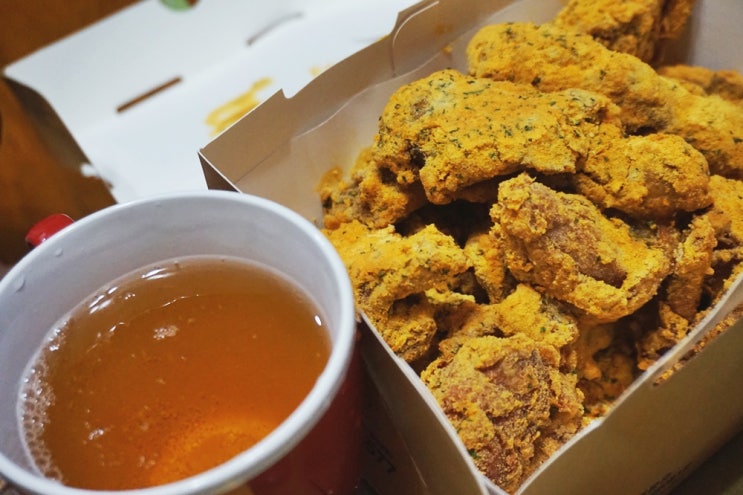  치킨 브랜드 순위 BHC 뿌링클 치즈볼까지 함께하면 끝 야식으로 찐이다