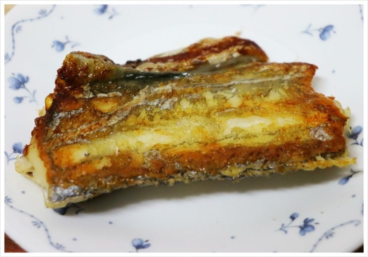  언제 먹어도 맛있는 갈치구이 만드는 법 더보화 뱅기타고 왔어요.