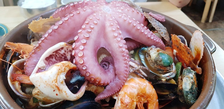  거제 장승포 맛집 건강한 해물뚝배기 항만식당으로!