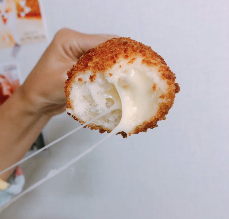  풀무원 모짜렐라 핫도그로 야식챙기기