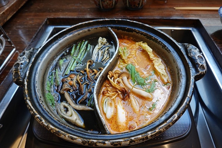  가고시마 하치만 - 반갈라 흑돼지샤브