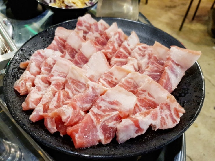  뒷통살 이베리코 맛있어 사천 오돌꼬돌 c