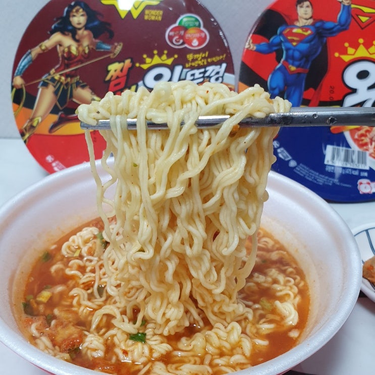  팔도 왕뚜껑컵라면 간단리뷰 - 역시 맛있어!