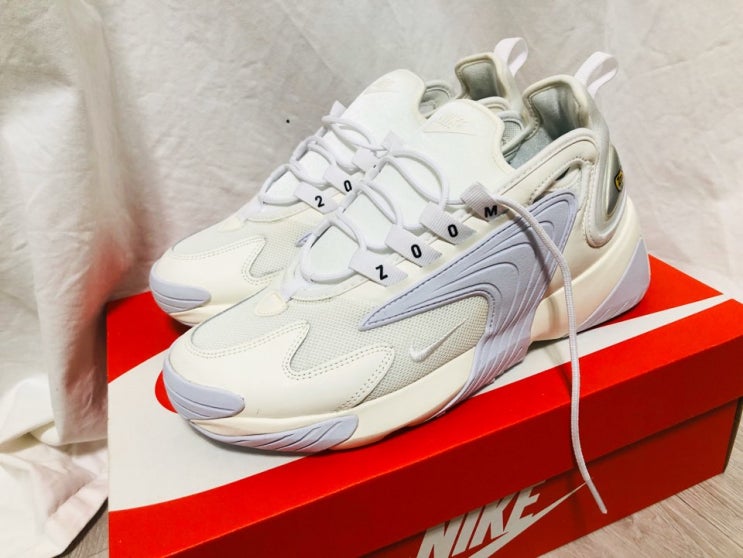  나이키운동화 우먼스 나이키 줌 2케이(WMNS NIKE ZOOM 2K) 구입후기