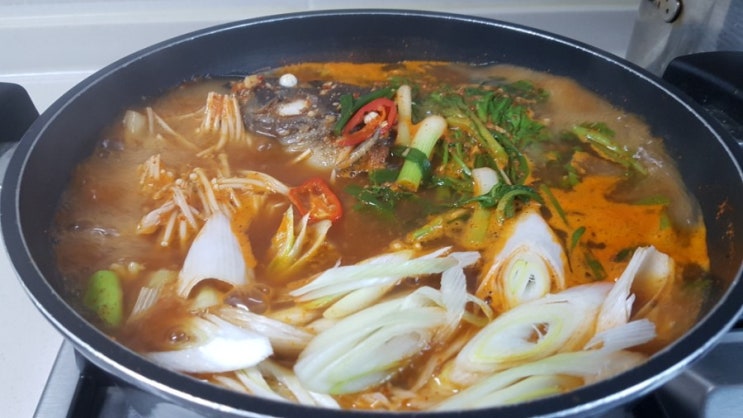  속시원한 매운탕 우럭 매운탕 손질방법부터 칼칼한 양념까지