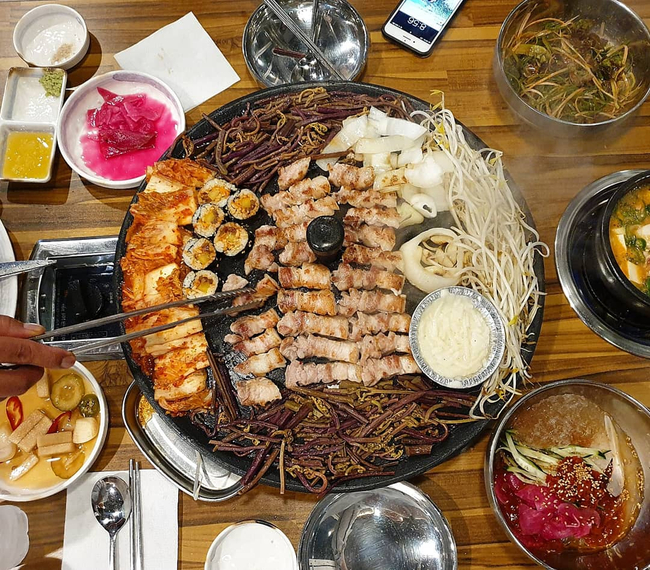  부산 고깃집 심사숙고 솥뚜껑 맛이 최고다!!
