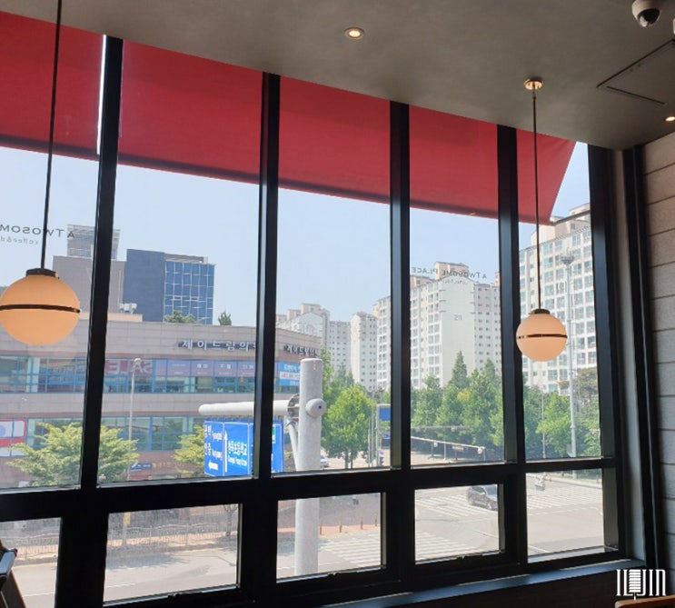  일진블라인드 평택 투썸플레이스 우드블라인드 카페 창문 인테리어 보고가셔요~