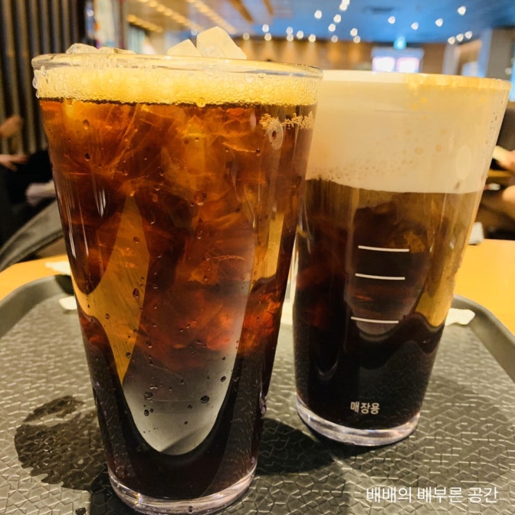  스타벅스 콜드브루 거품가득도 흡입해봄