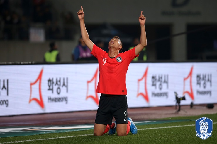 ‘김신욱 네 골’ 벤투호, 스리랑카에 8-0 대승