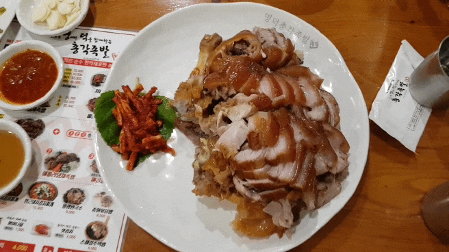  명덕총각족발 상인역 맛집 또 오고 싶은 고소하고 담백한 돼지다리 먹다