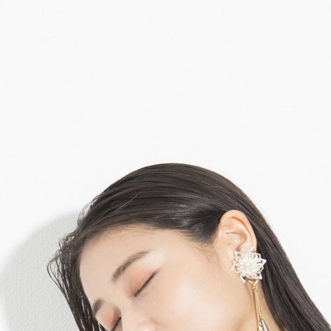  和田彩花(와다 아야카) 솔로 뮤비 공개 - Une Idole