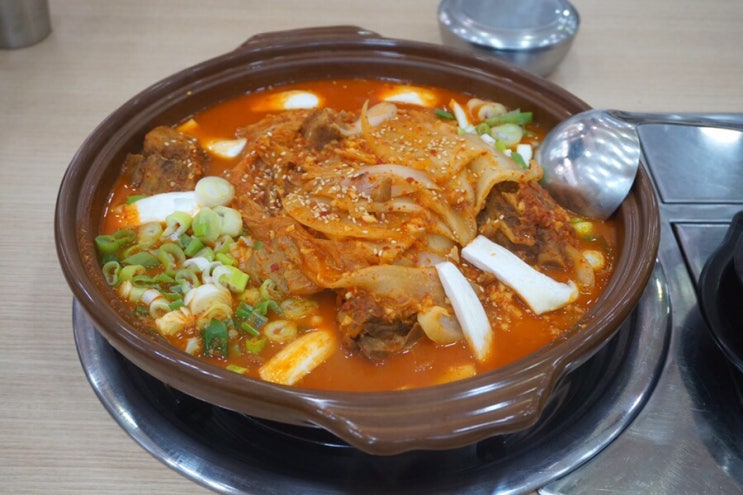  정왕역맛집, 정겨운 분위기와 맛있는 등뼈찜을 즐길 수 있는 ‘정왕동뽀글이’