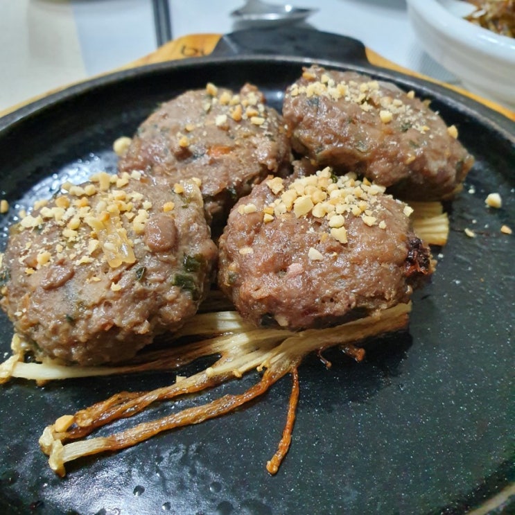  대구 동구 동촌유원지 맛집 민화사랑한정식 정보 드려요