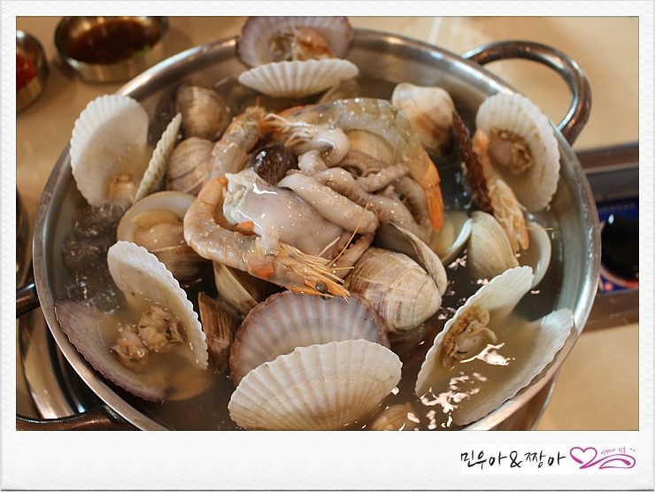  미추홀구 해물칼국수 맛집 맑은바다 시원한 해물칼국수 굿