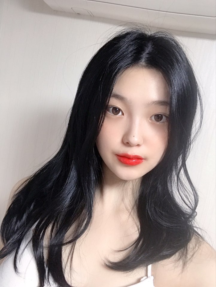  톤다운 염색 , 분위기 갑 블랙염색 했어요 !