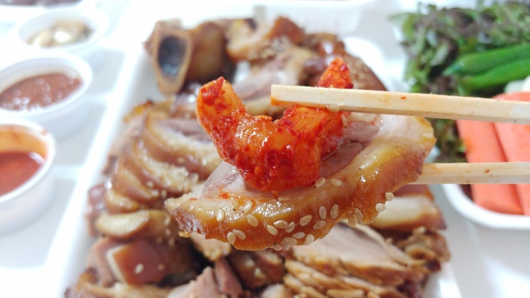  식사동 족발 연우족발 푸짐한 쟁반국수세트 포장