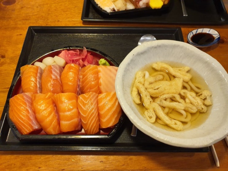 덕천 맛집! 덕천 연어맛집! 연어초밥! 연어덮밥!  마마도마!