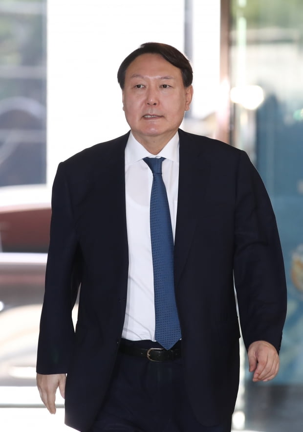 [윤석열-별장접대의혹] “윤석열도 별장에서 수차례 접대” 검찰, ‘윤중천 진술’ 덮었다?