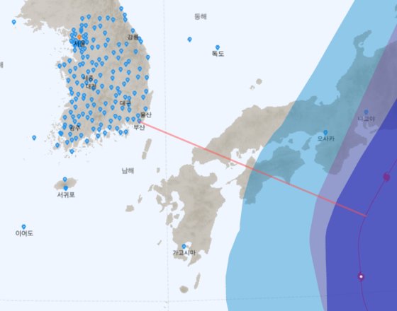  태풍 하기비스 '황소 눈' 뚜렷···900 떨어진 한반도에 강풍