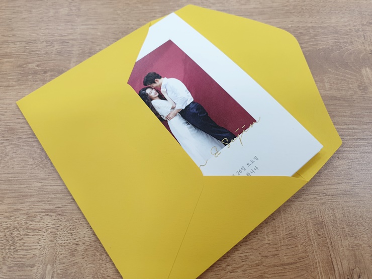  결혼식청첩장 샘플 받아봤어요~!