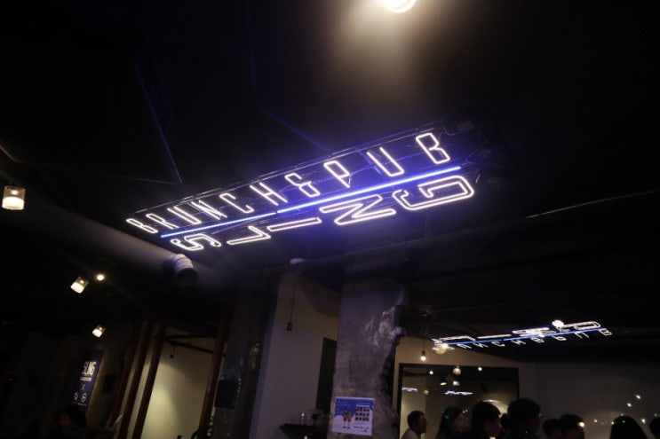  강남역펍/강남역모임장소로 딱 좋은 슬링펍앤브런치
