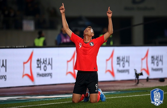  [2020 카타르월드컵] 김신욱 4골 폭발' 한국  약체 스리랑카 8-0 대파 조 1위로 평양 원정 발걸음 가볍게~