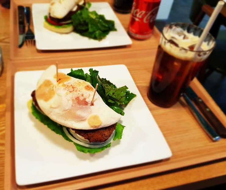  상수역 수제버거 맛집 뎅댕깔조네버거 생활의달인
