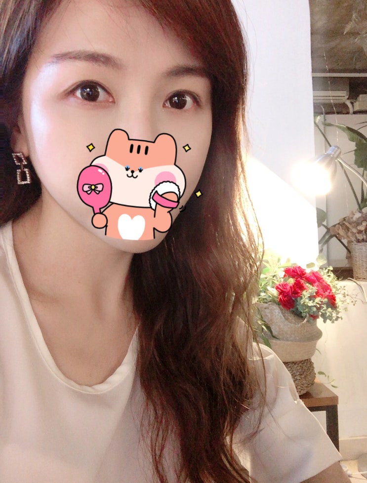  압구정로데오 피부과에서 탄력 리프팅주사, 히든브이주사