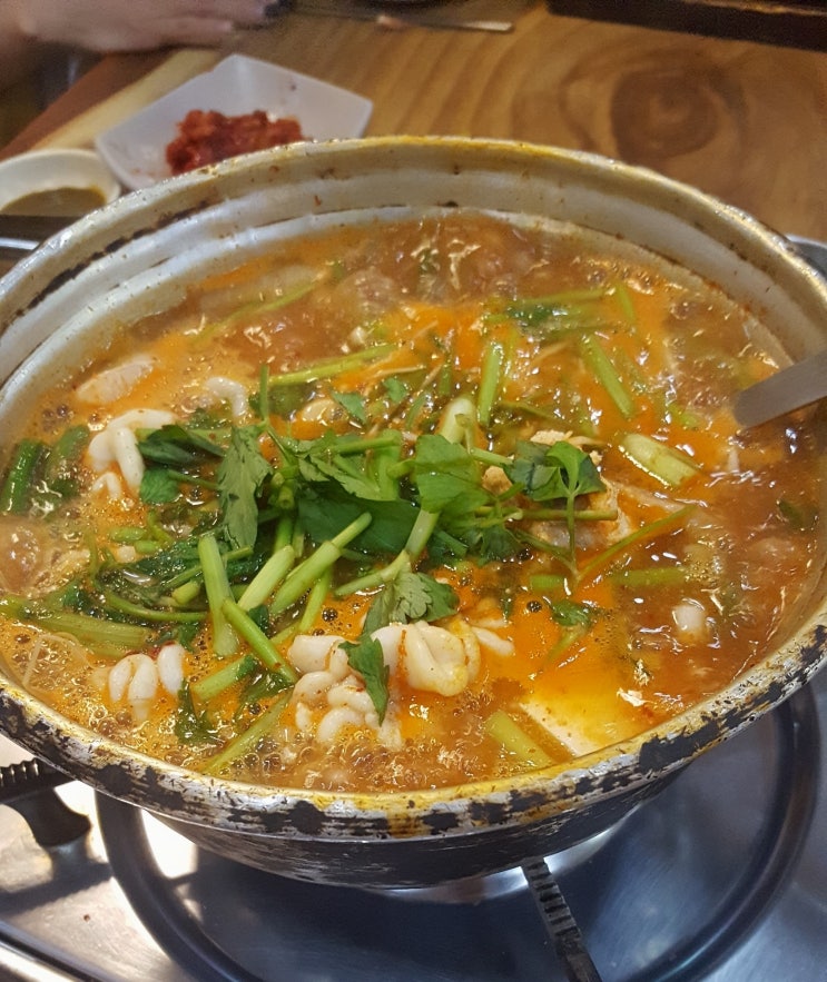   경산에 친구들과 함께  양푼이동태탕,해물찜 먹으로 GOGO~
