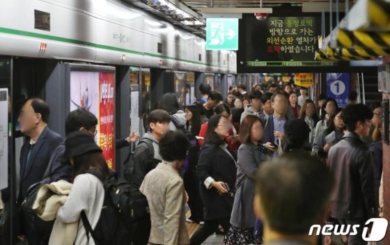  지하철 파업,  학교 급식까지 중단되네