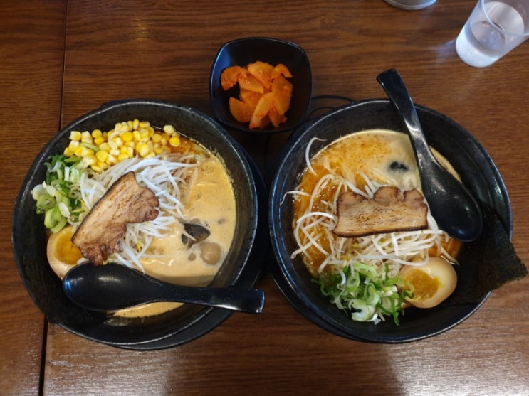 신촌 라멘집 산쪼메 신촌점, 진한 국물맛이 느껴지는 돈코츠라멘