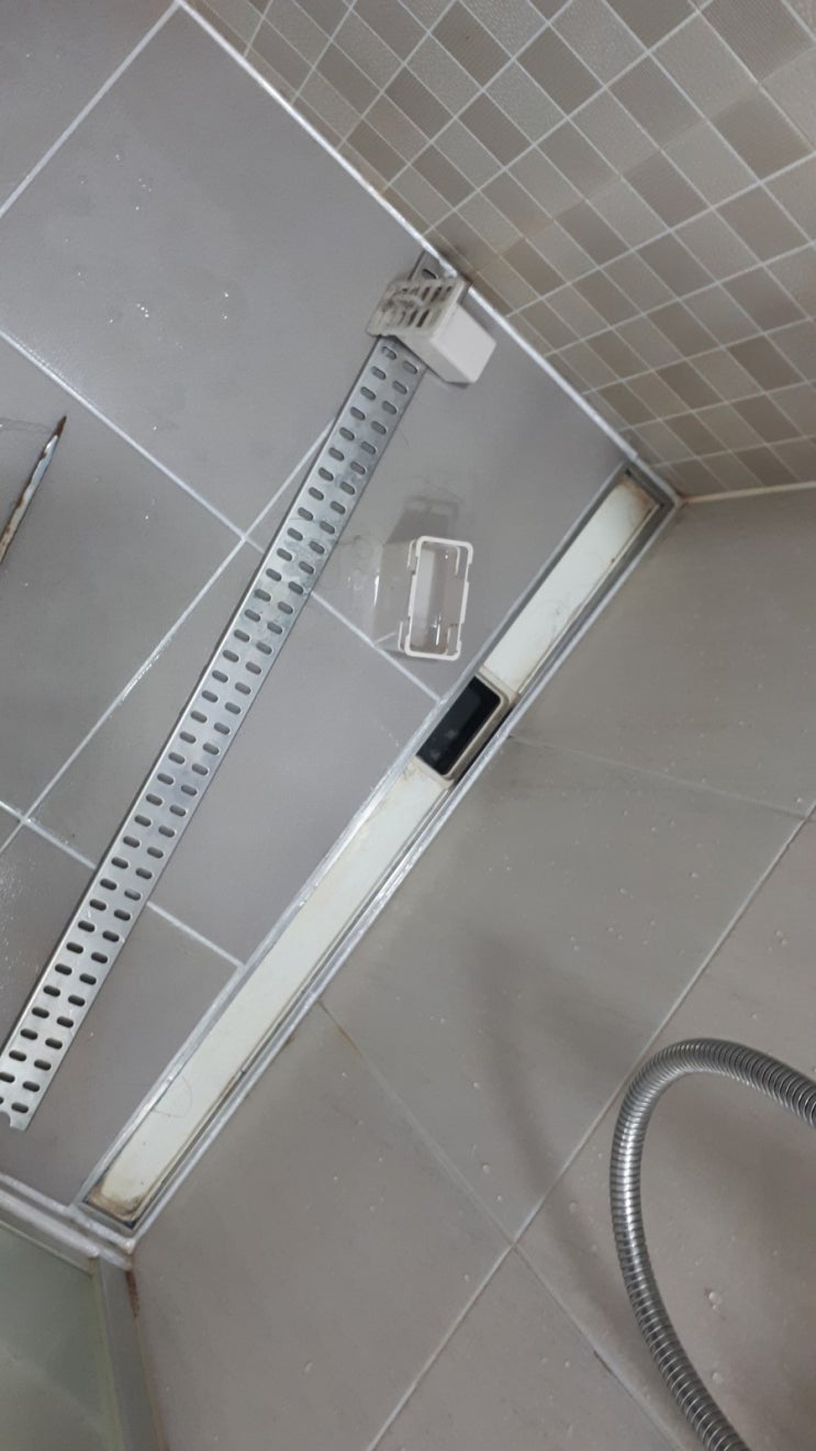 마포구 욕실샤워부스 하수구막힘 화장실배수구역류뚫는업체