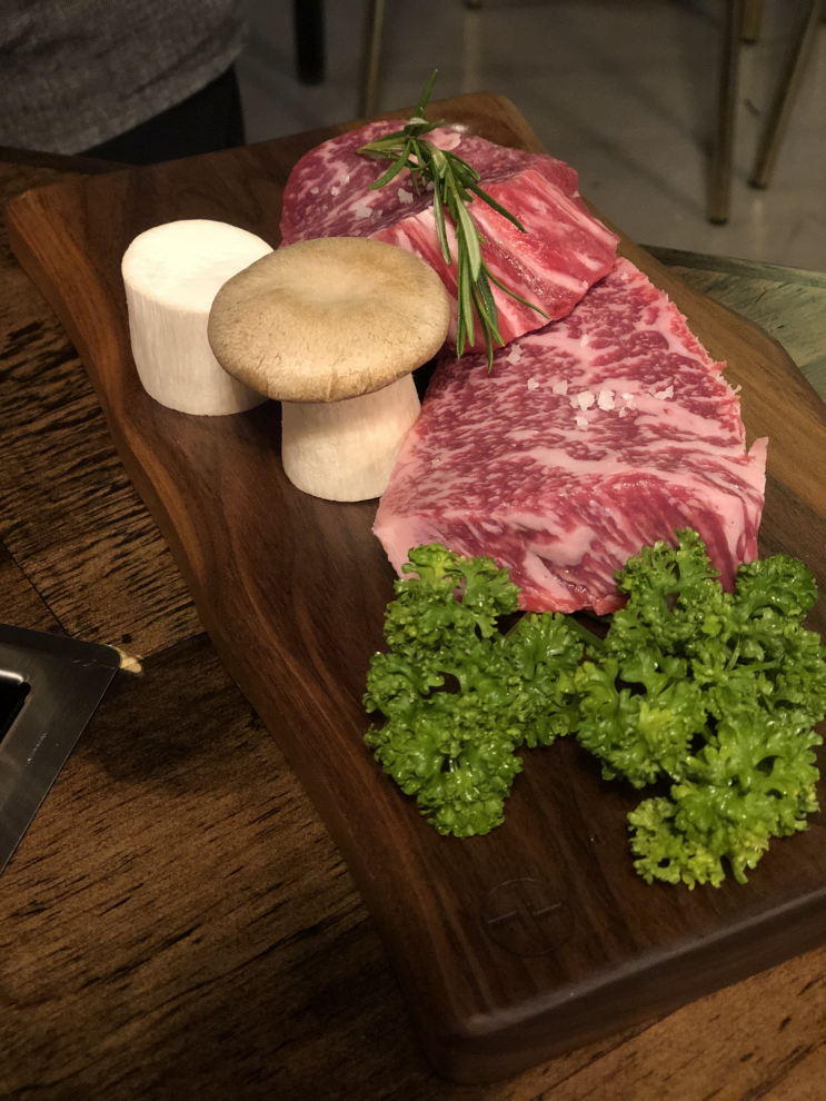  정자동 한우 맛집에서 점심으로 남자친구와 고기파티!