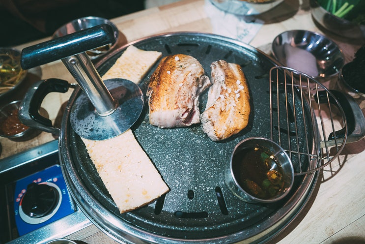  삼겹살과 껍데기가 맛있었던 모름지기 연탄구이 부전점 방문 솔직한 후기입니다!