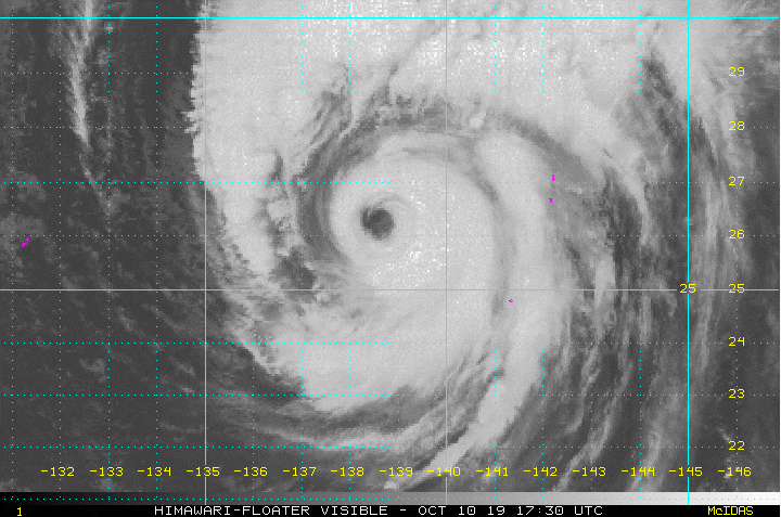 제 19호 태풍 하기비스(201919, 20W Category 4 TY HAGIBIS), 일본 지치지마 섬 서북서쪽 해상까지 북상. 여전히 강한 세력 유지하며 일본 수도권 향해 접근 중.