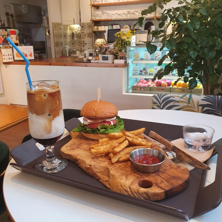 신길역맛집 팜스프링스카페 분위기 좋은 브런치로 힐링~