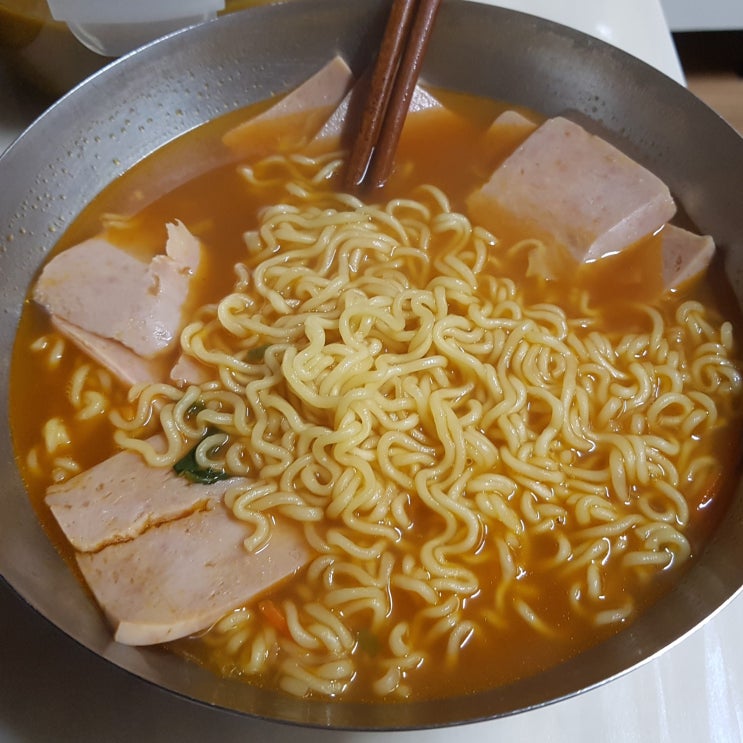  삼양식품 삼양라면 칼로리(열량) 영양성분 정보 소개 (물양, 조리법)