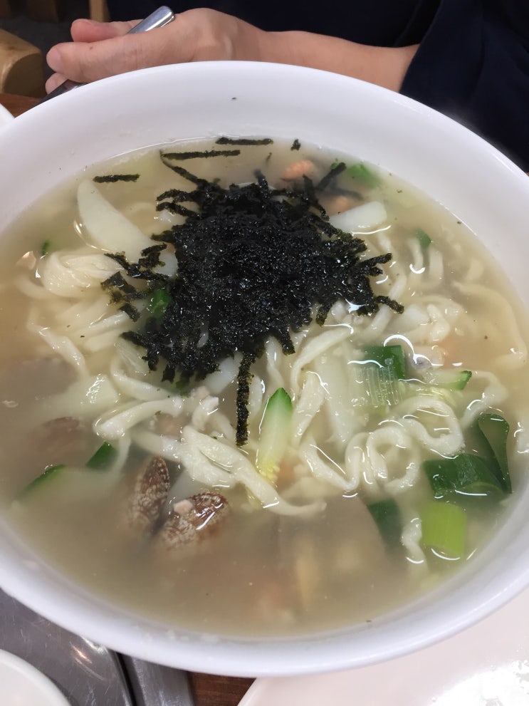  다산동 칼국수집. 유가네 칼국수~~