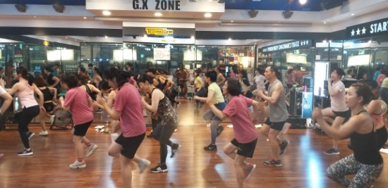 삼산동헬스장 테크노짐헬스클럽 부관장님 수업 에어로빅 다이어트댄스 삼산동헬스장 테크노짐헬스클럽 부관장님 수업 에어로빅 다이어트댄스