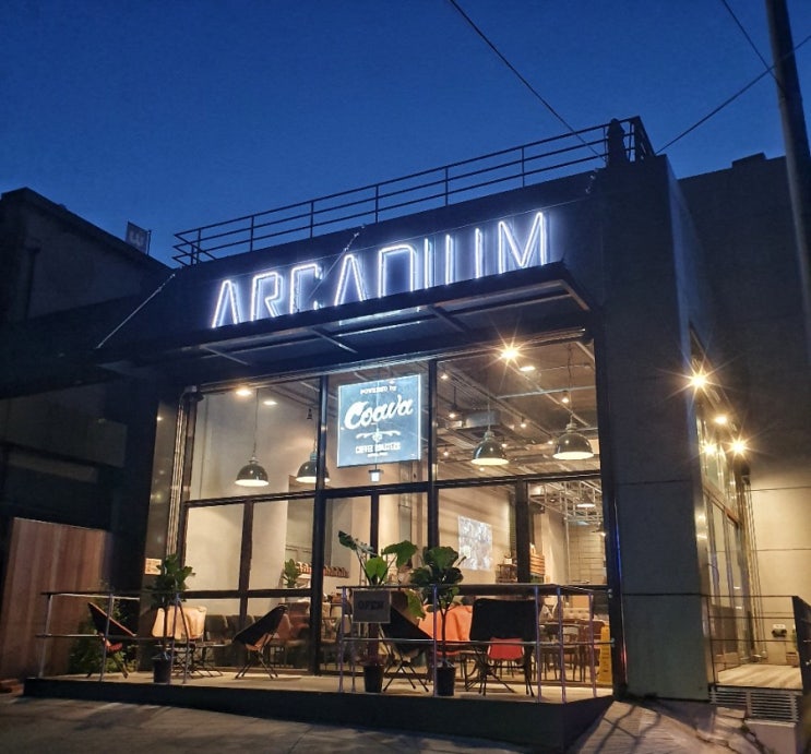  [도산공원] 포틀랜드 서울을 만나다! 압구정 탁 트인 카페 카시나 아카디움(Arcadium)