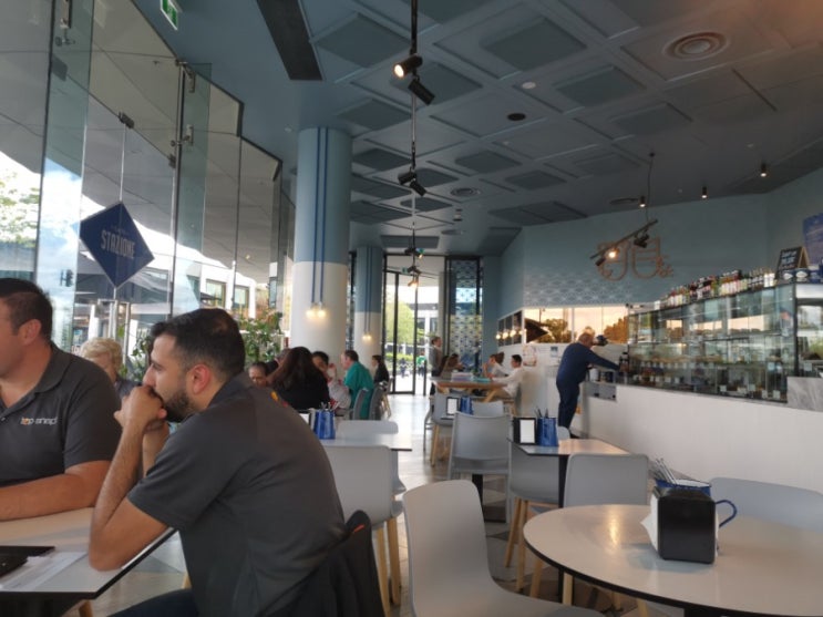  링우드 Caffe Stazione & Realm