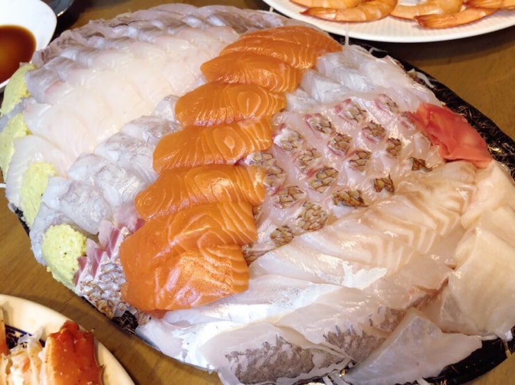  며칠 전 아빠 생파️ 싱싱해수산 회와 킹크랩 파티