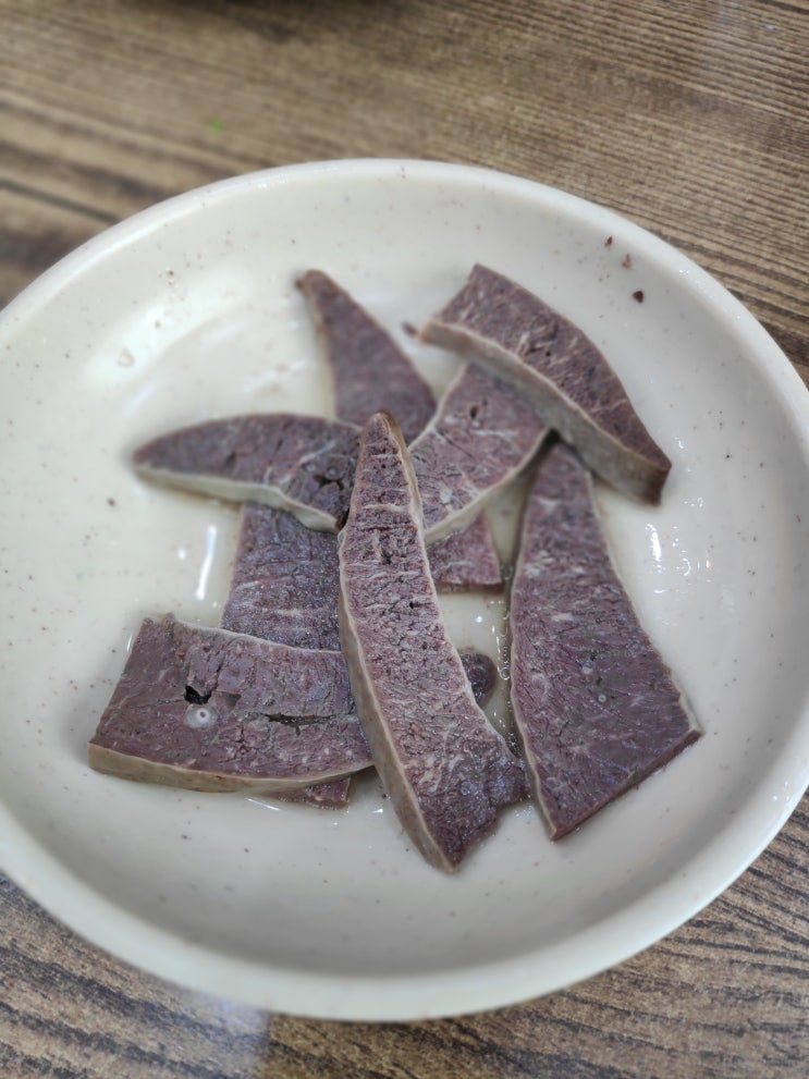  용인 동백 40년 전통의 설렁탕 수육 전문 <이남장> 용인점, 지라 서비스 - 88CC 입구, 동백 저수지