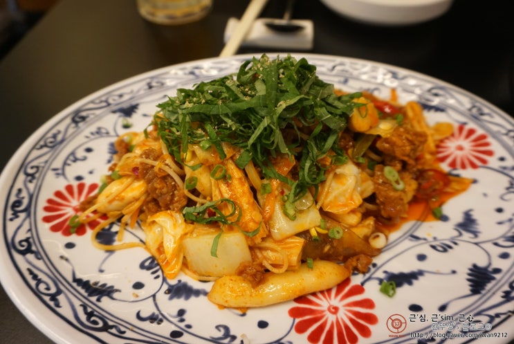  서울 익선동맛집, '동방미식'에서 마라샹궈 조지기