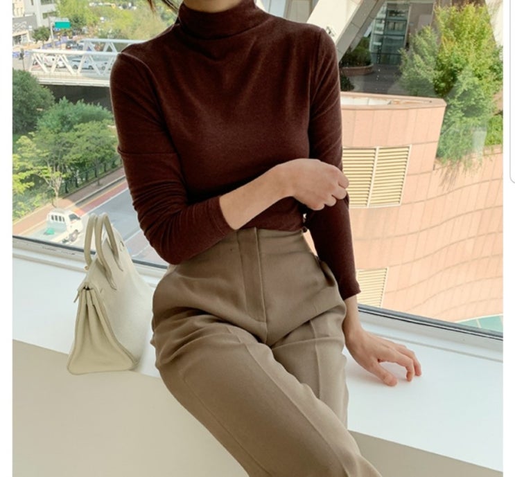  데일리룩 추천-간절기 이너로 최고좋은 시스루 wool 반폴라